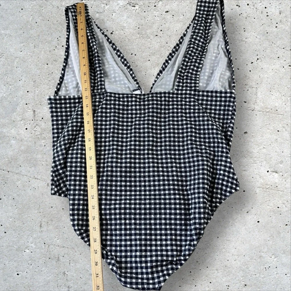 J.Crew Womens V-Neck‎ One-Piece Swimsuit Navy Gingham Size 24 BE747 NWT